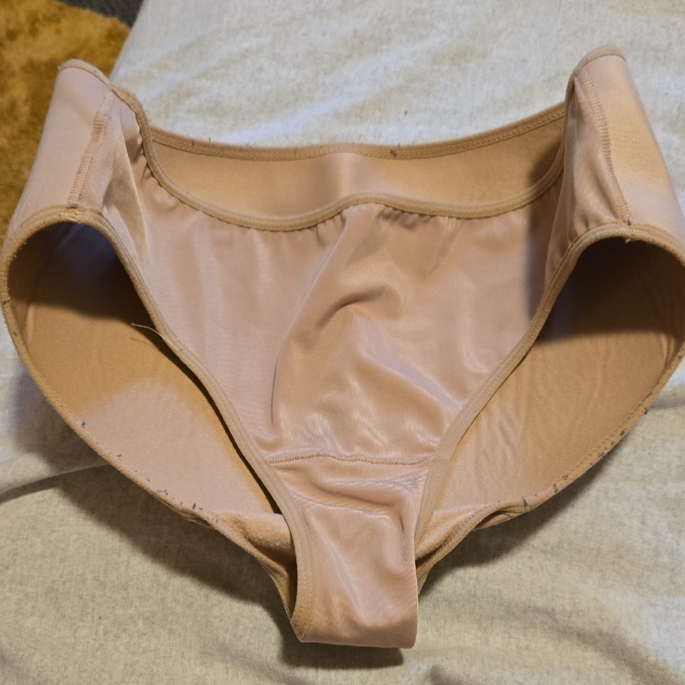 Seamless Shapewear Briefs - Tan